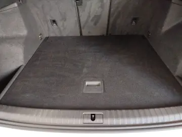 Q3 35 TFSI S tronic Navi DAB VC PDC Sitzheizung