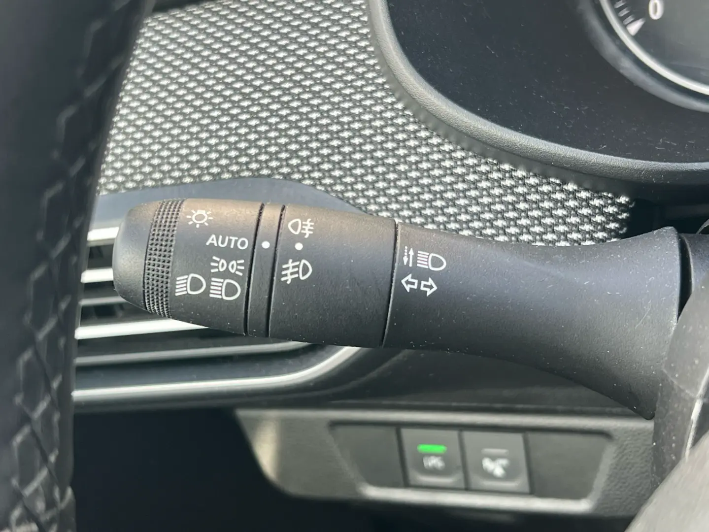 DACIA LOGAN 1.0 Eco-G 100CP Expression MT6