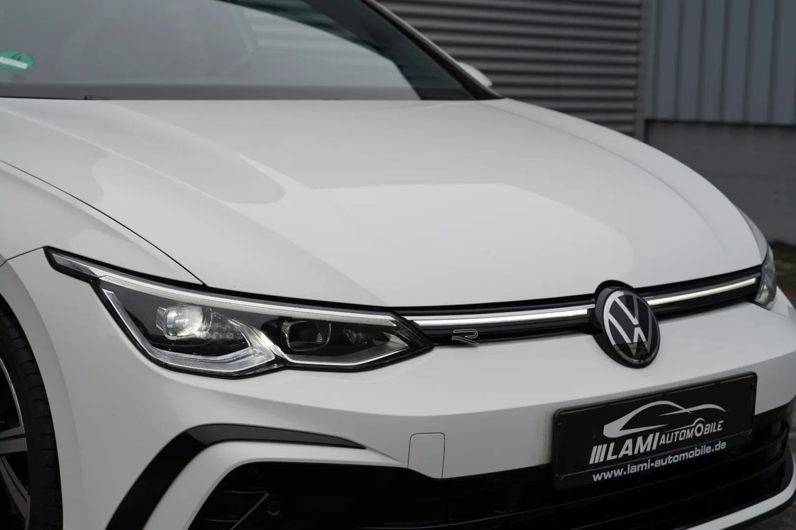 Golf VIII R-Line eTSI DSG PANO KEYLESS LED GARAN