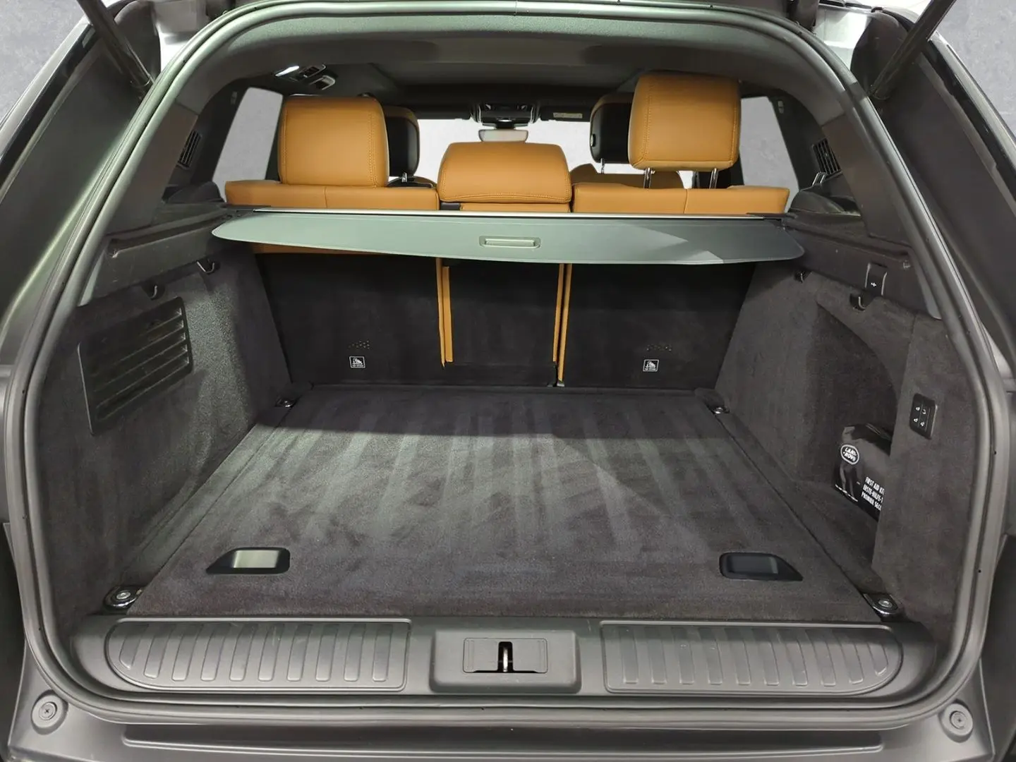 Range Rover Sport P400 HSE Dynamic HEAD-UP AHK S