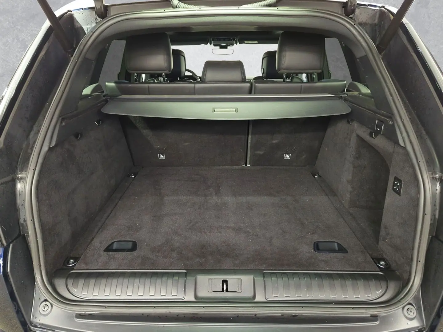 Range Rover Sport D350 HSE Dynamic MERIDIAN AHK 