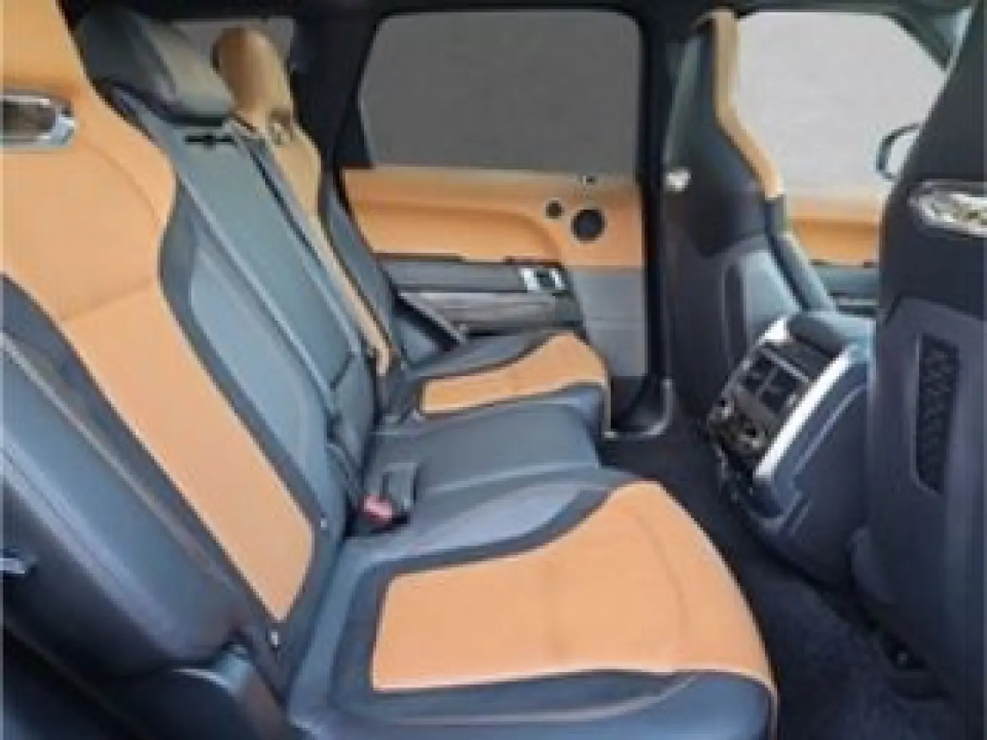 Range Rover Sport P575 SVR Carbon Edition
