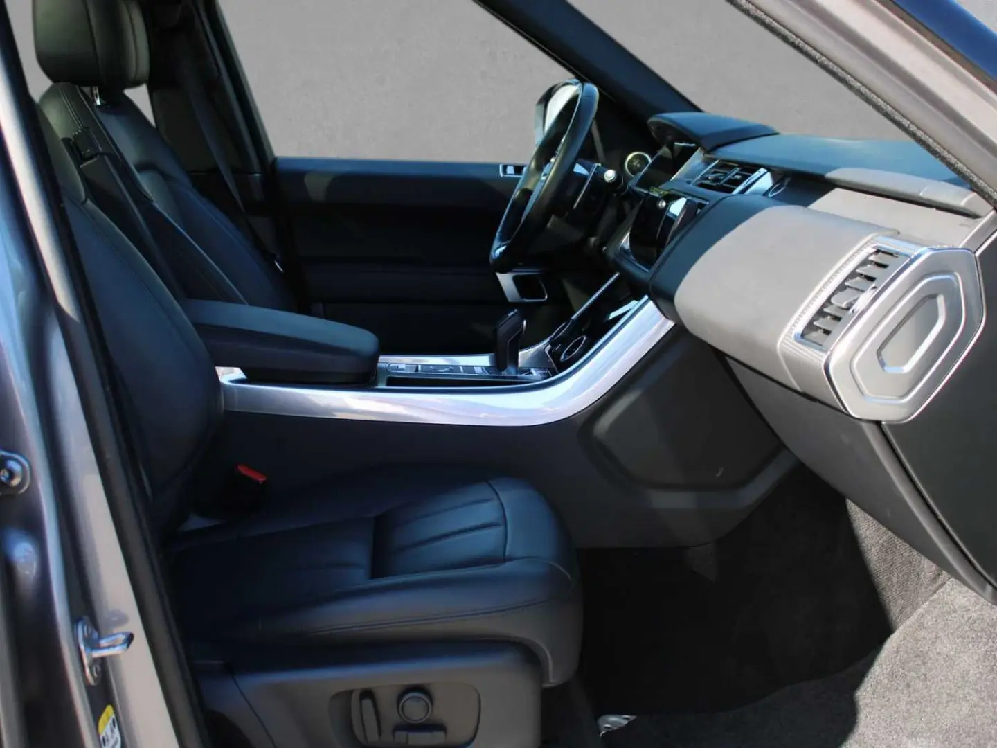 Range Rover Sport Diesel D300 HSE Dynamic