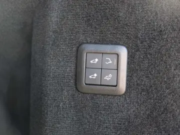 Range Rover Sport Diesel D300 HSE Dynamic