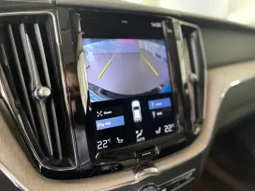 Volvo XC60 T6 AWD Geartronic Inscripție AHK