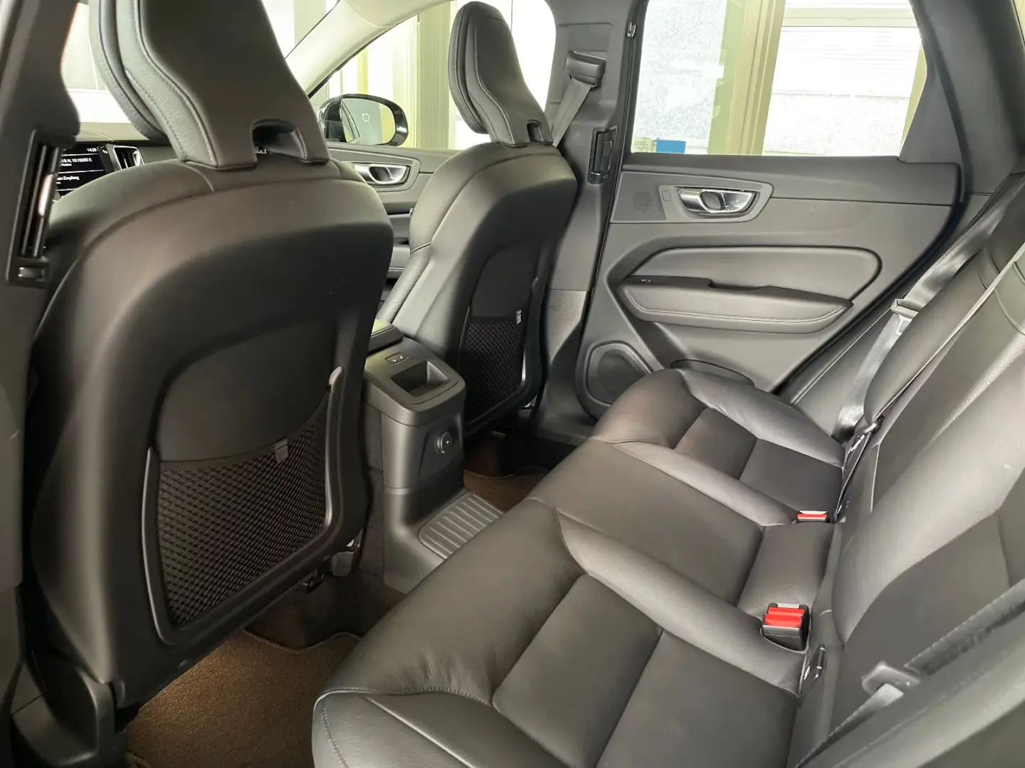 Volvo XC60 T6 AWD Geartronic Inscripție AHK