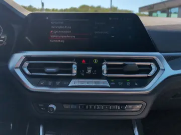 M4 Competition xDrive HK HIFI DAB LASERLICHT