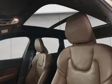 Volvo XC60 Inscripție de reîncărcare T8 AWD