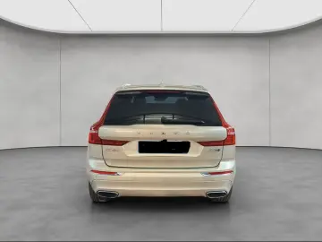 Volvo XC60 Inscripție de reîncărcare T8 AWD