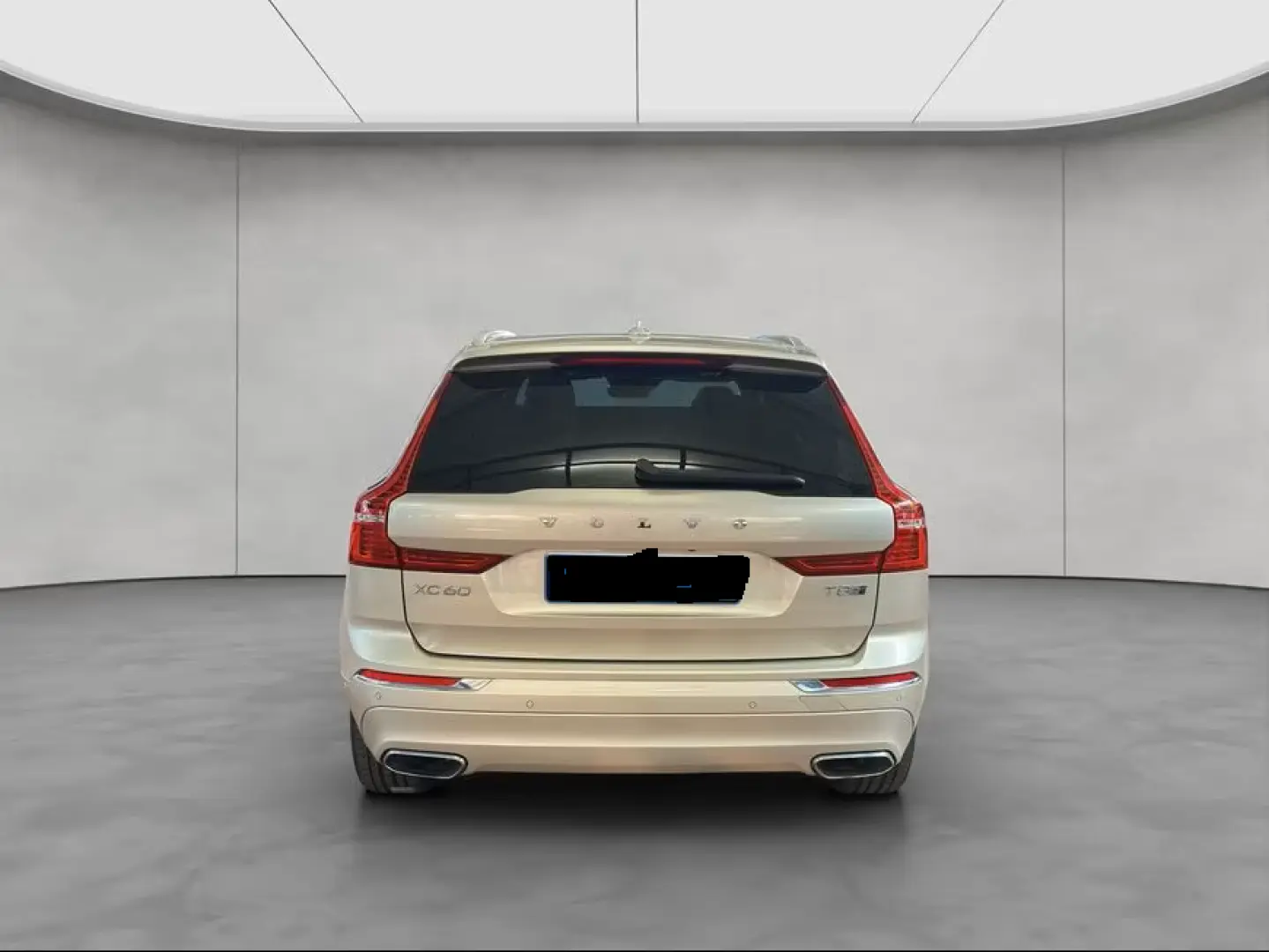 Volvo XC60 Inscripție de reîncărcare T8 AWD