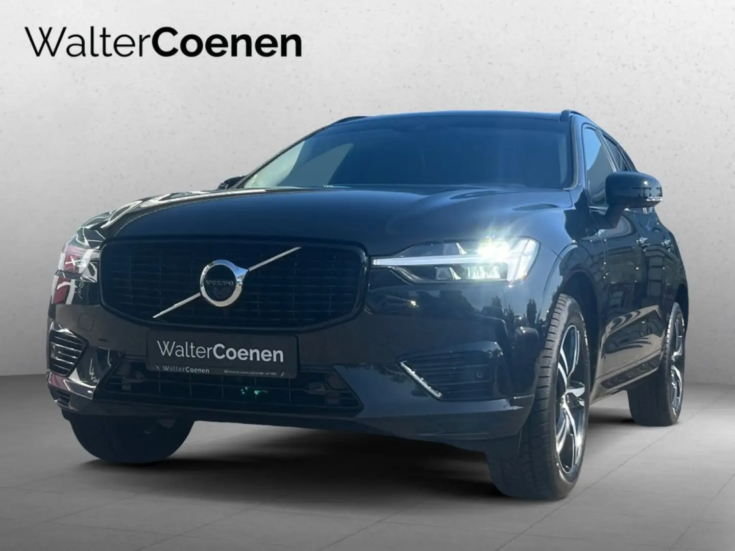 XC60 T8 AWD Recharge Geartronic RDesign Expressi