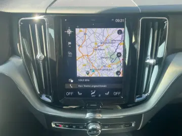 XC60 T8 AWD Recharge Geartronic RDesign Expressi