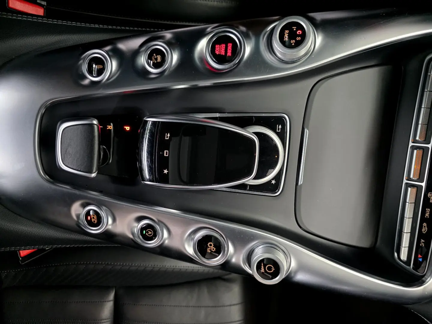 AMG GT S COUPE, PANO, LED, R-KAMERA, BURMESTER