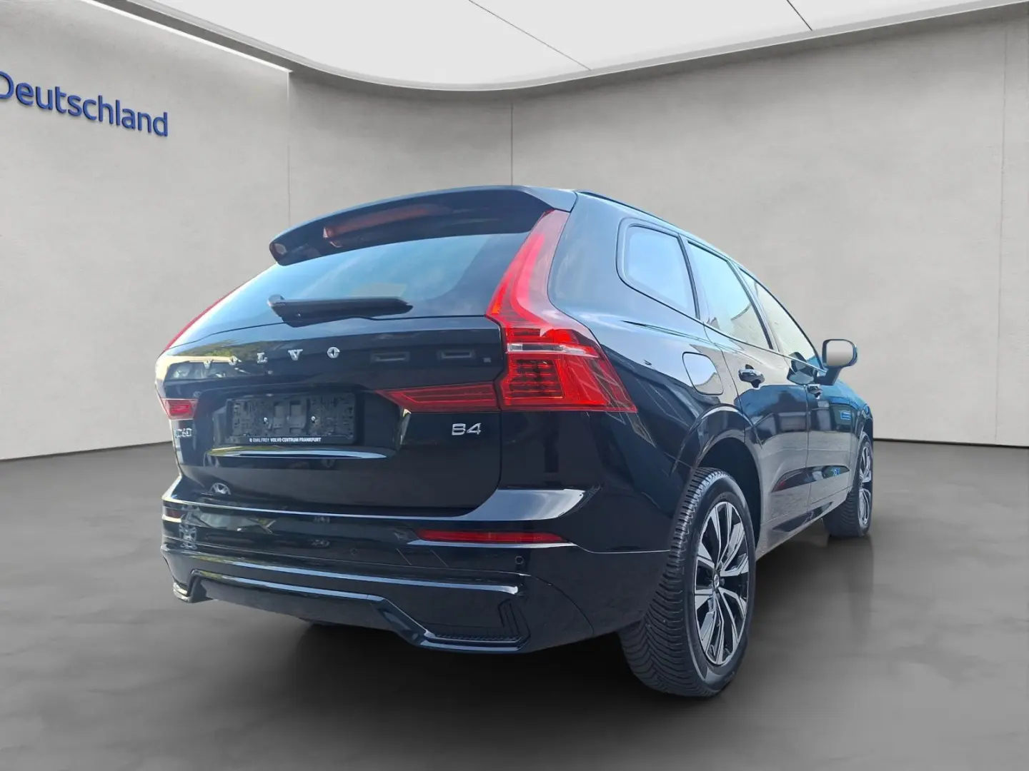 XC60 B4 B Plus Dark AHK PANO LEDER PDC