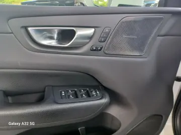 XC60 T8°Inscription°Plug-In Hybrid°360°Cam°22
