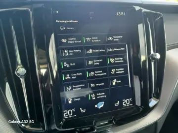 XC60 T8°Inscription°Plug-In Hybrid°360°Cam°22