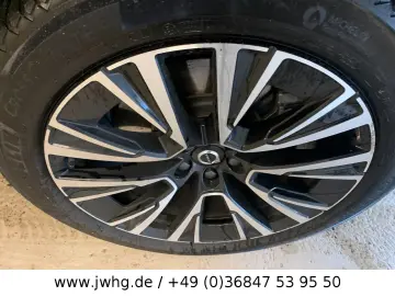 XC90 Plus Bright Hybrid AWD 20