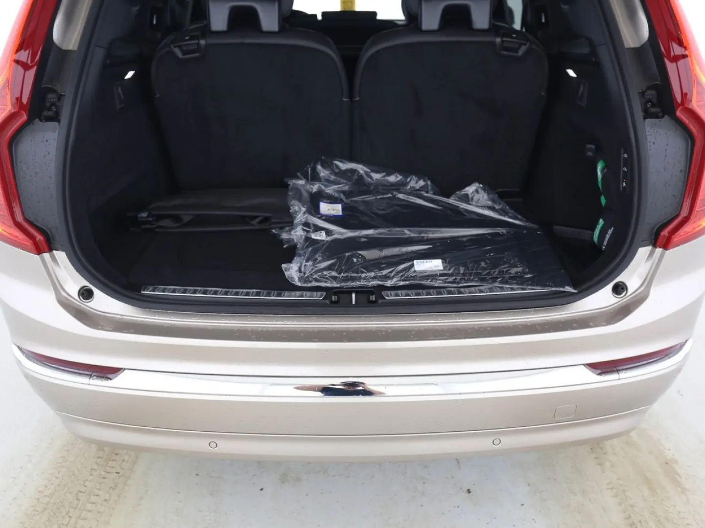 XC 90 T8 Plus Bright Recharge Plug-In Hybrid AWD