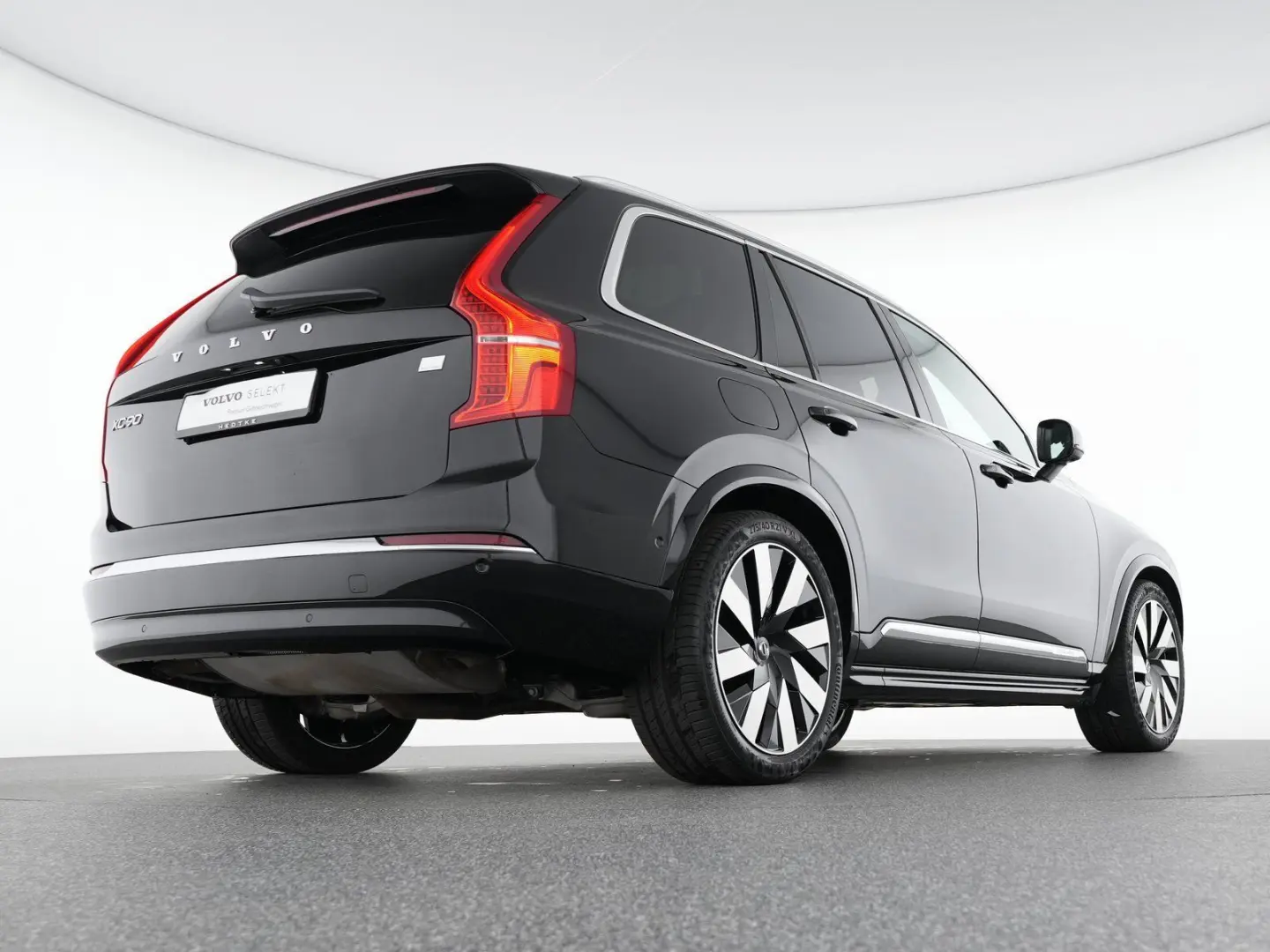 XC90 T8 Recharge AWD Ultimate Bright 21