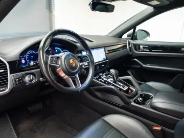 Porsche Cayenne Coupe