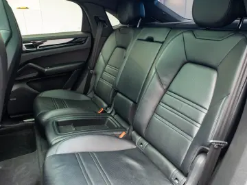 Porsche Cayenne Coupe