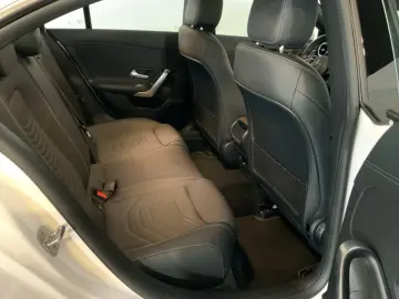 CLA 180 Coupé Progr Pano WinterPak AppleCarPlay