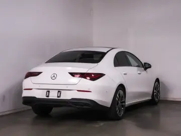 CLA 180 Coupé , PROGRESSIVE NIGHT SPUR PANO PDC