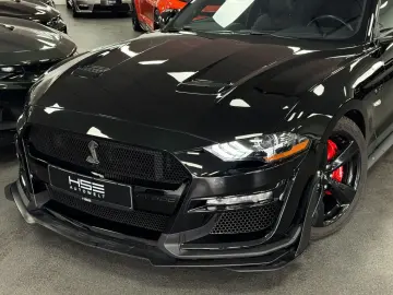 Mustang GT 5 0l V8  LEDER   AUTOMATIK
