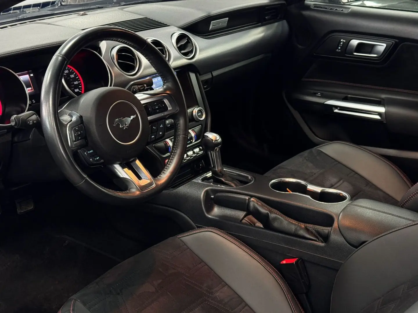 Mustang GT 5,0l V8 *LEDER / AUTOMATIK*
