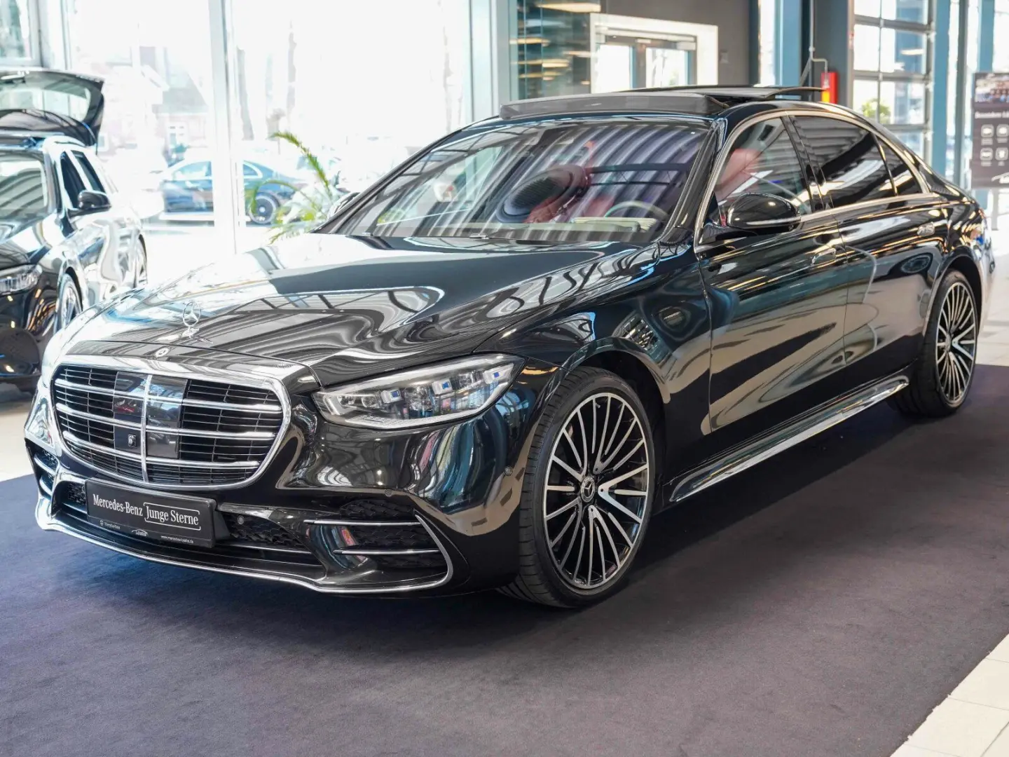 S 580 4M lang AMG Line Exklusiv karminrot Pano