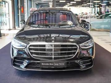 S 580 4M lang AMG Line Exklusiv karminrot Pano