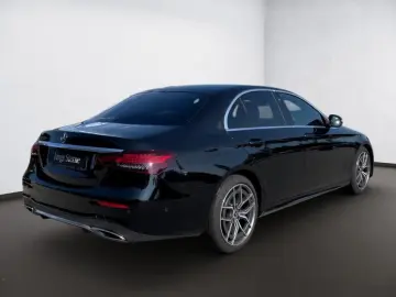 E 220 d AMG*SHD*AHK*KAMERA*PTS*LED*MBUX*SHZ*