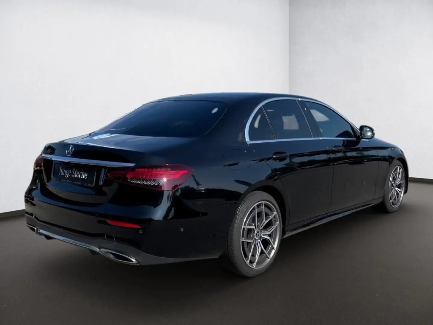 E 220 d AMG*SHD*AHK*KAMERA*PTS*LED*MBUX*SHZ*