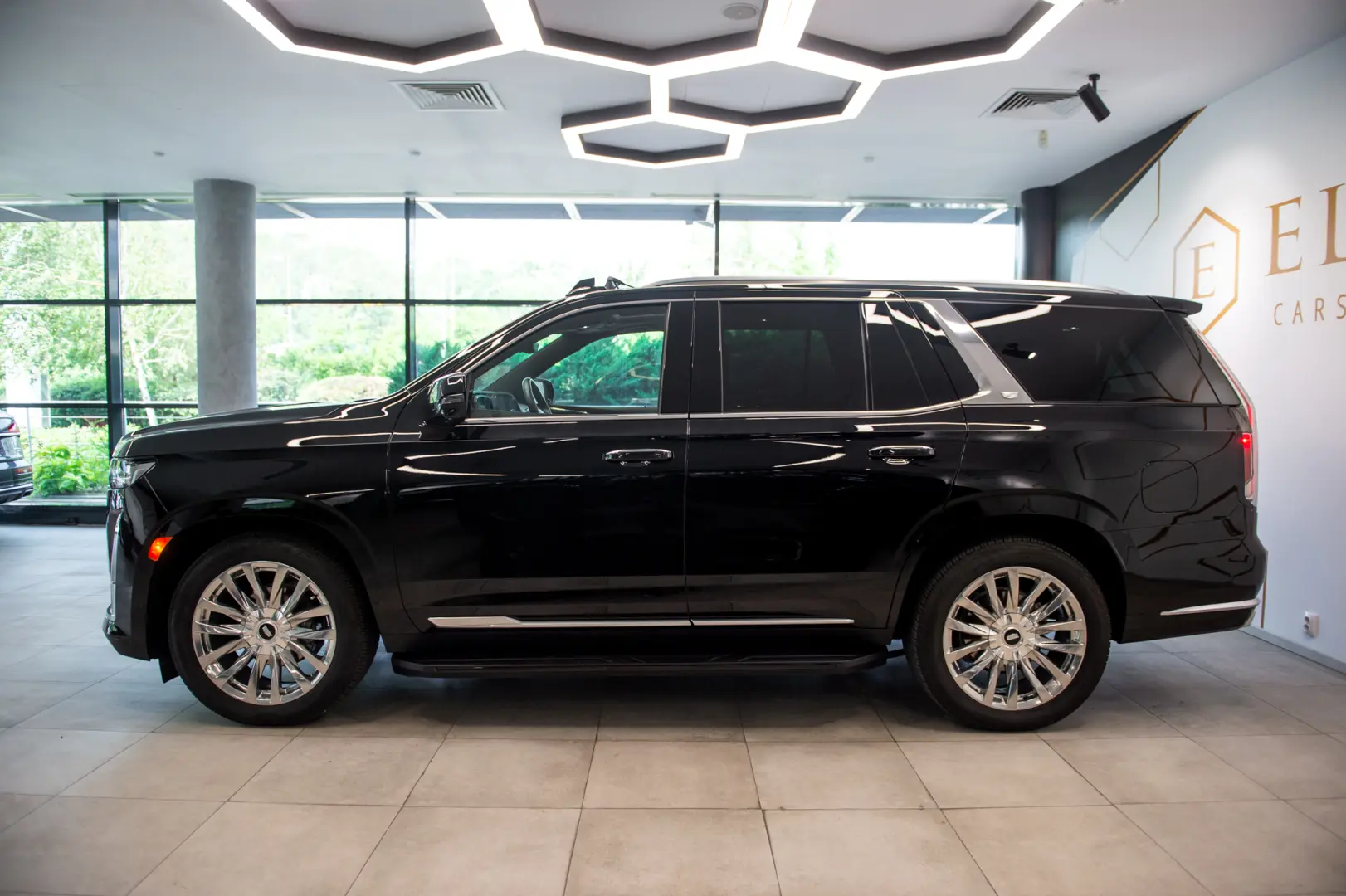 Cadillac Escalade 600 6.2 V8