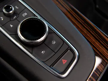 Cadillac Escalade 600 6.2 V8