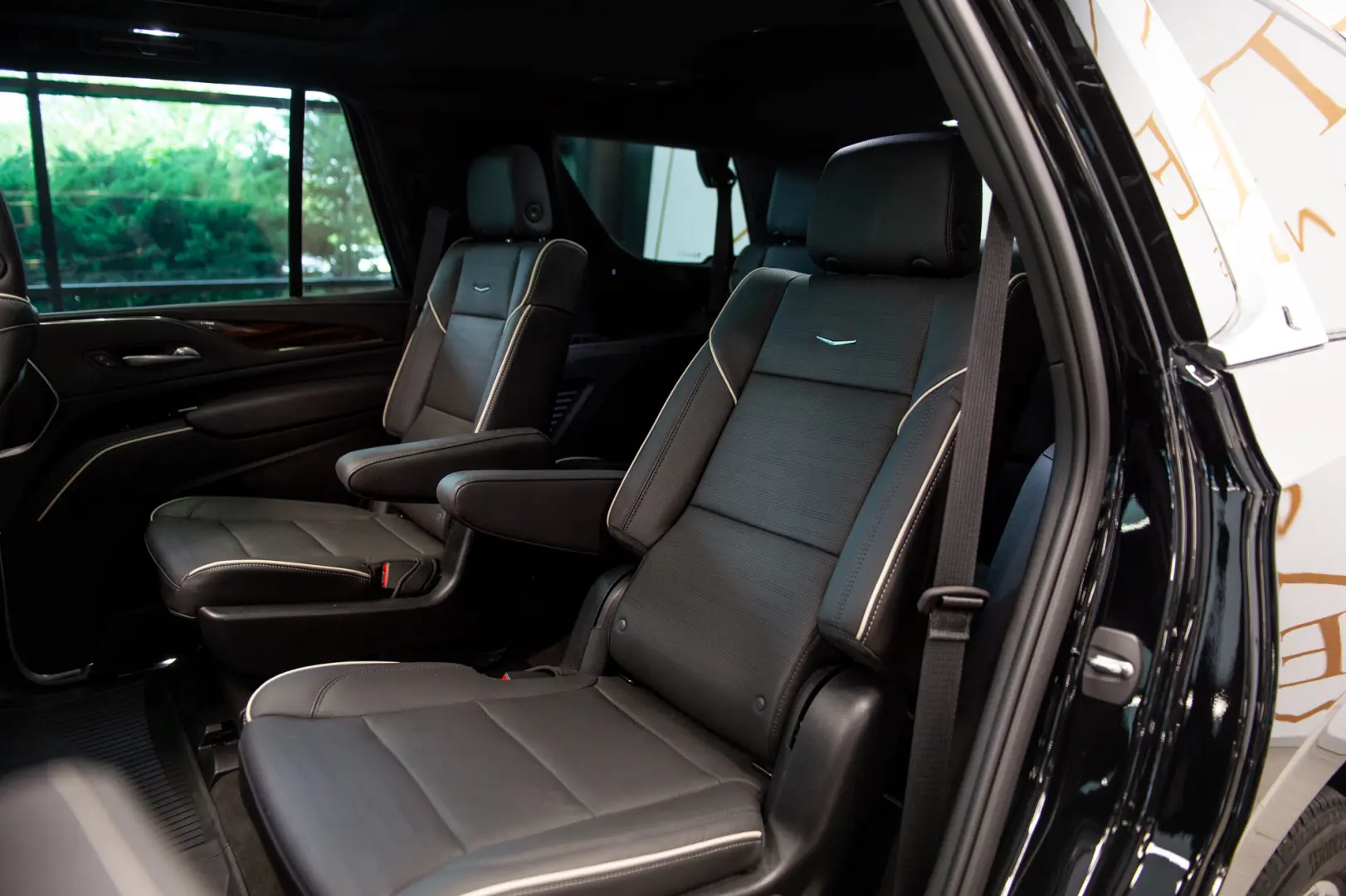 Cadillac Escalade 600 6.2 V8
