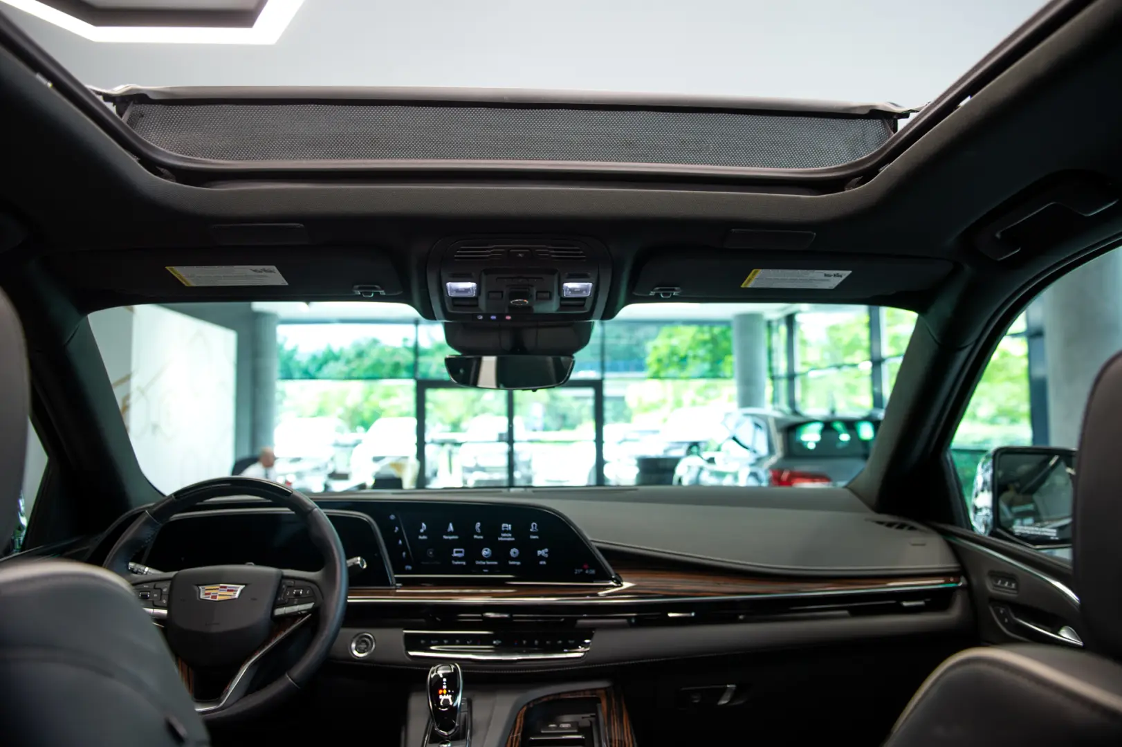 Cadillac Escalade 600 6.2 V8
