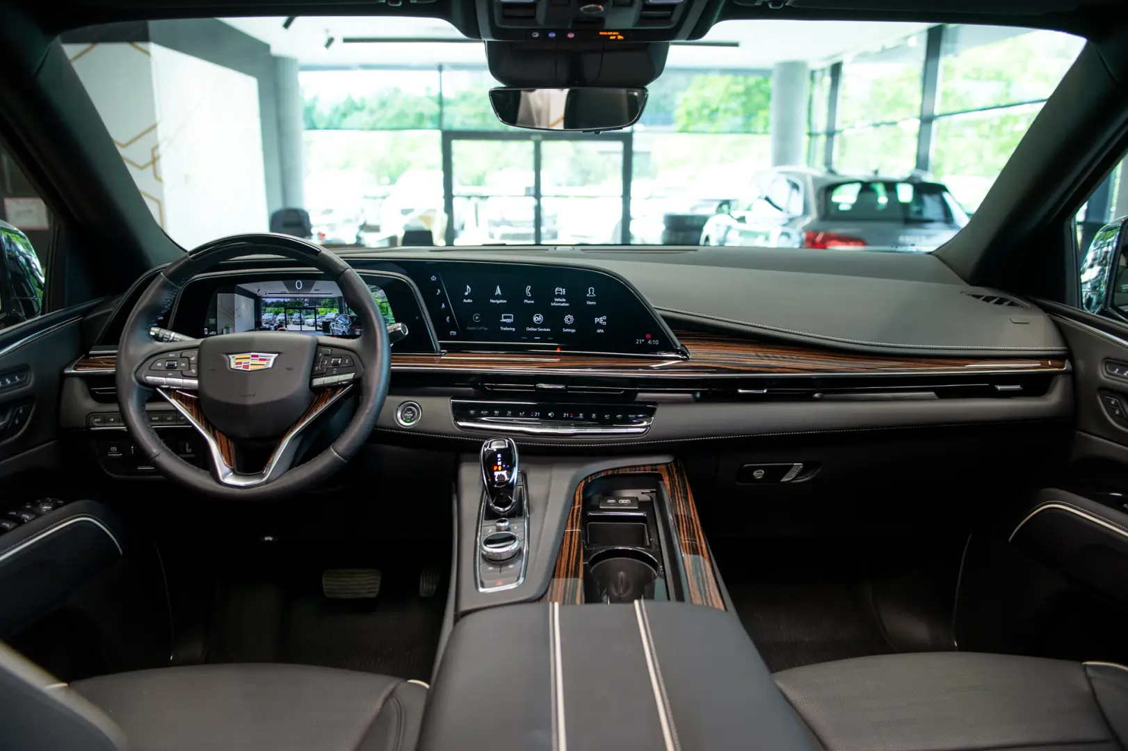 Cadillac Escalade 600 6.2 V8