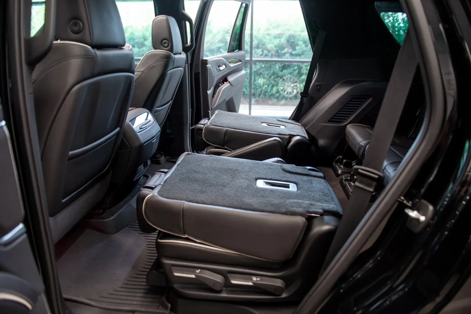 Cadillac Escalade 600 6.2 V8