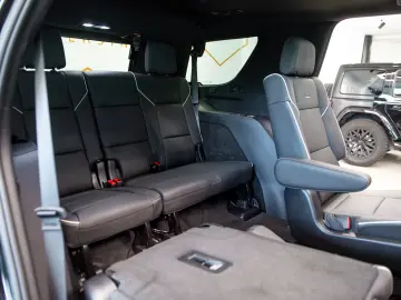 Cadillac Escalade 600 6.2 V8