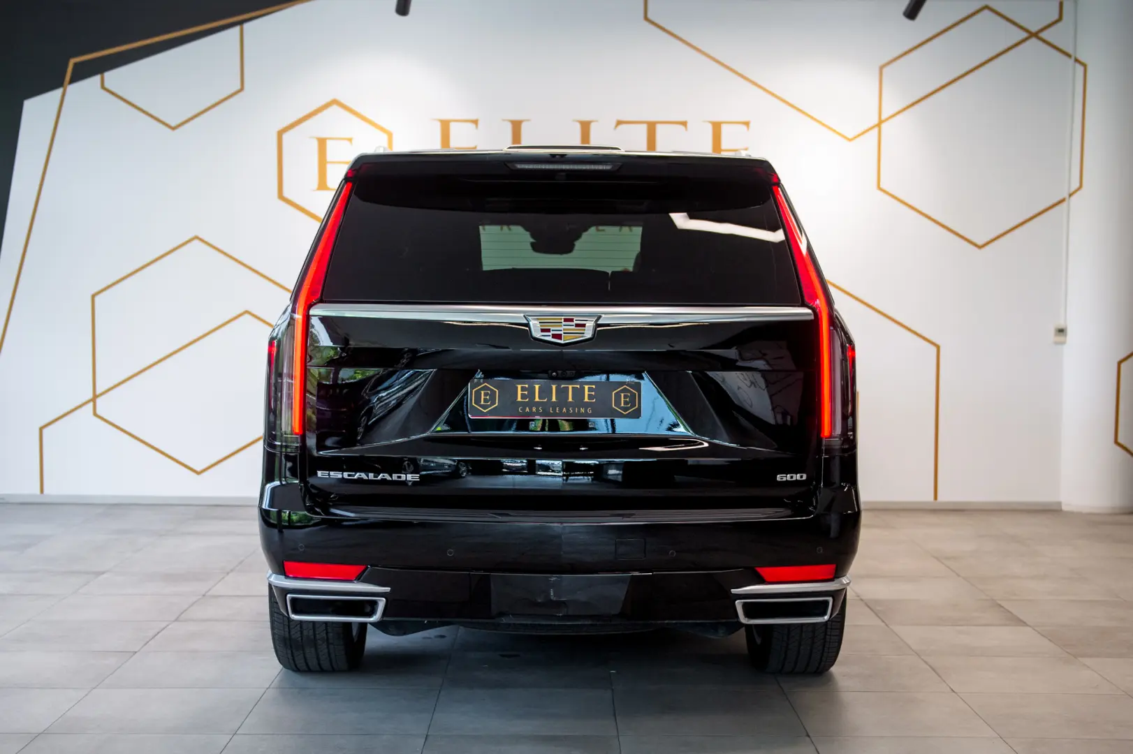 Cadillac Escalade 600 6.2 V8