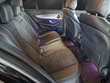 E 220 d AMG+MBUX+DISTR+NIGHT+AMBIENTE+KAMERA+AHK