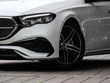 E 220 d AMG-Advanced/LED/Stdhz/Cam/Totw/Night/19