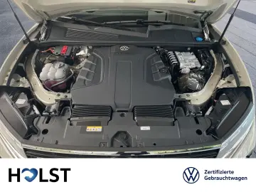 Touareg 3.0TDI DSG 4Motion R-Line IQ.DRIVE GJR A