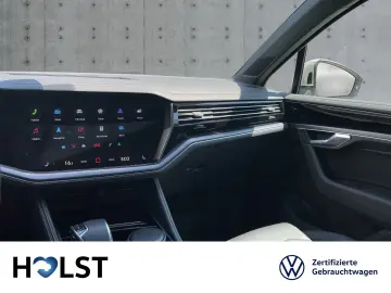 Touareg 3.0TDI DSG 4Motion R-Line IQ.DRIVE GJR A