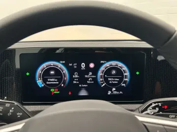 Tiguan 1.5 eTSI 96kW 7-Gang DSG*AHK*KAM*ASG*NAVI
