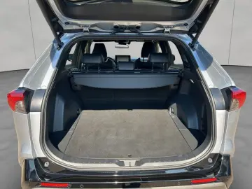 RAV 4 2.5 4x4 Hybrid Style Selection