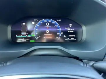 RAV 4 2.5 4x4 Hybrid Style Selection