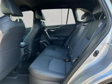RAV 4 2.5 4x4 Hybrid Style Selection