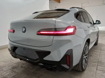 BMW X4 xDrive 30d M Sport /LASER/HUD/H&K/LEASING